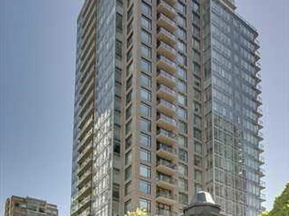 888 Homer St #2407, Vancouver, BC V6B 0H7