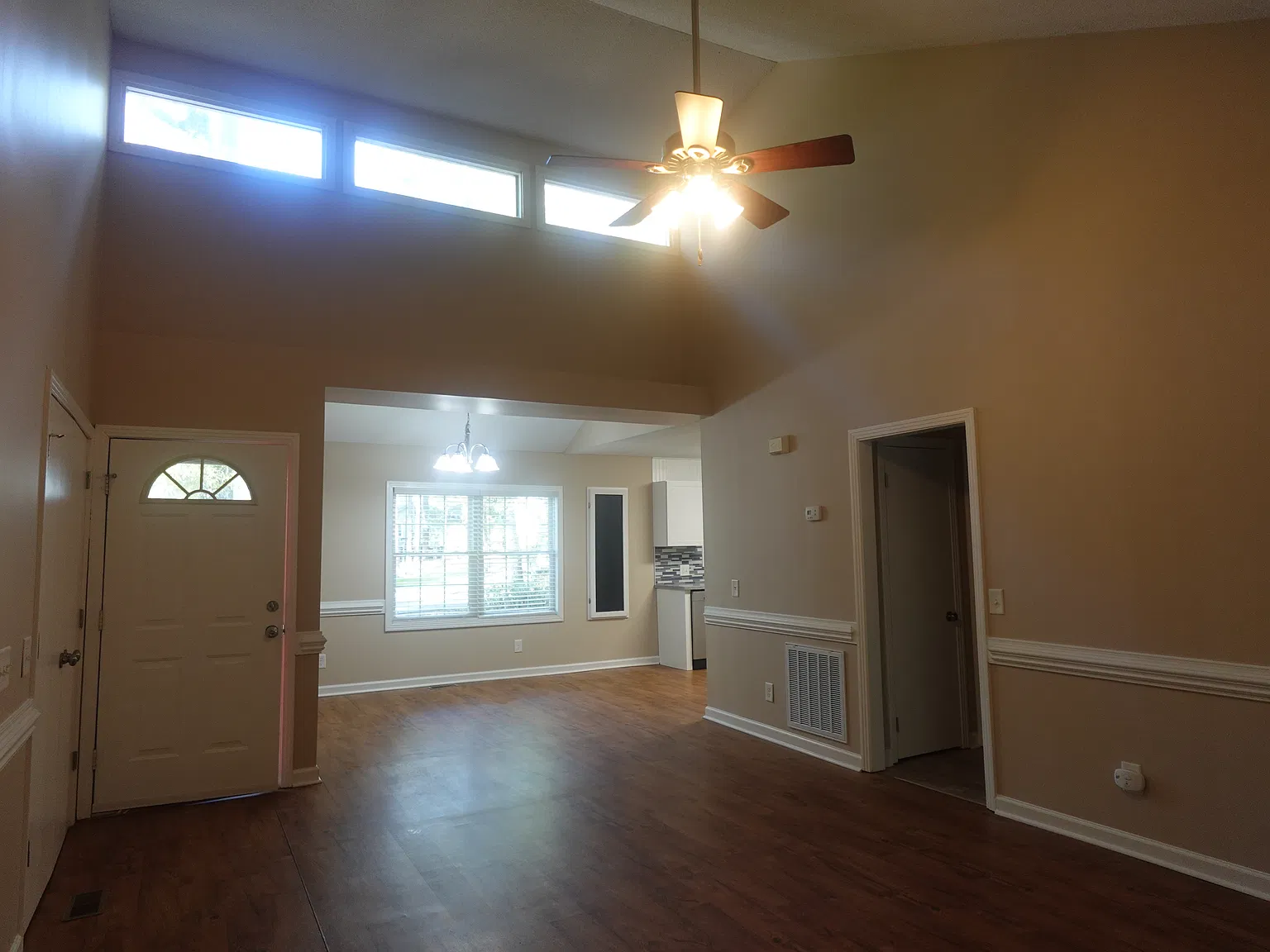 2 bed, 1140 sqft, $1,500 — Photo 3
