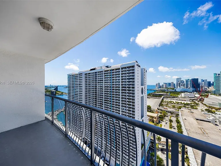 1750 N Bayshore Dr #3308 — Photo 8