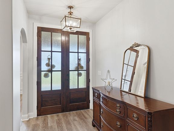 5th image of 109 Inglewood Dr