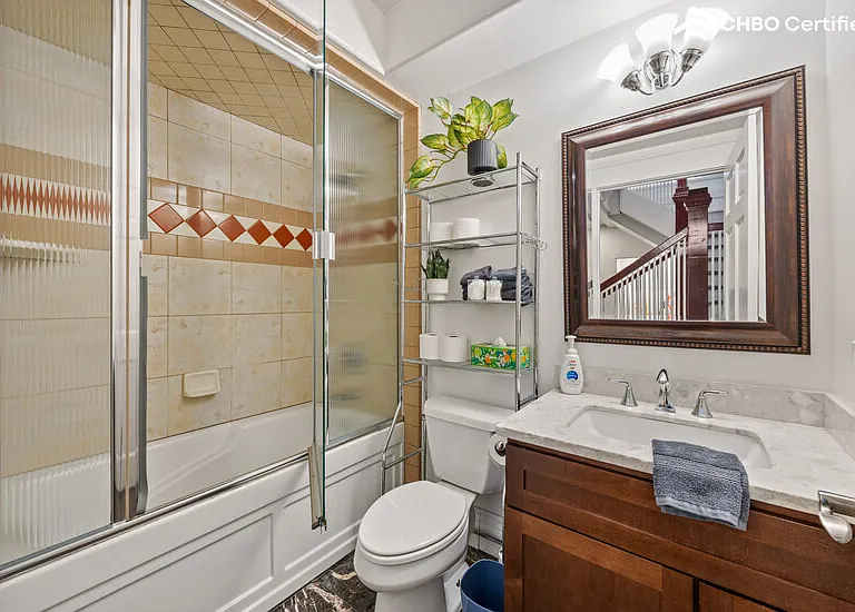 Upstairs hallway bathroom