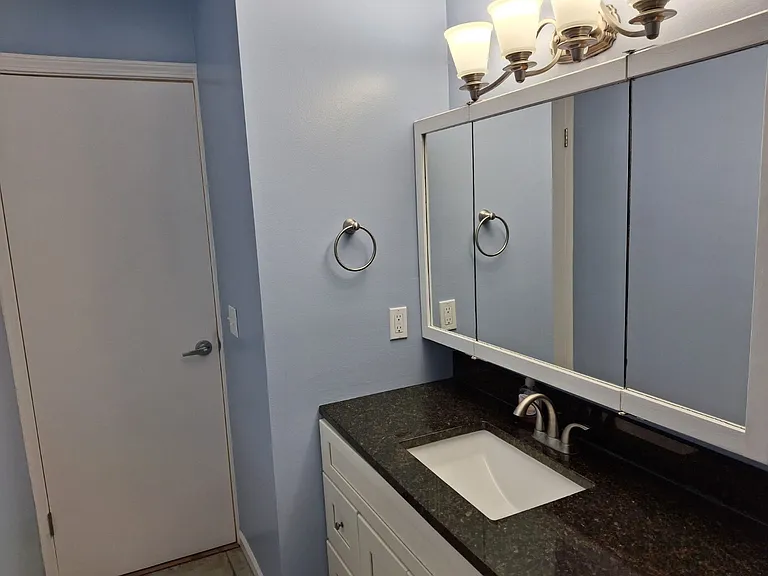 6322 New London Dr — Photo 6