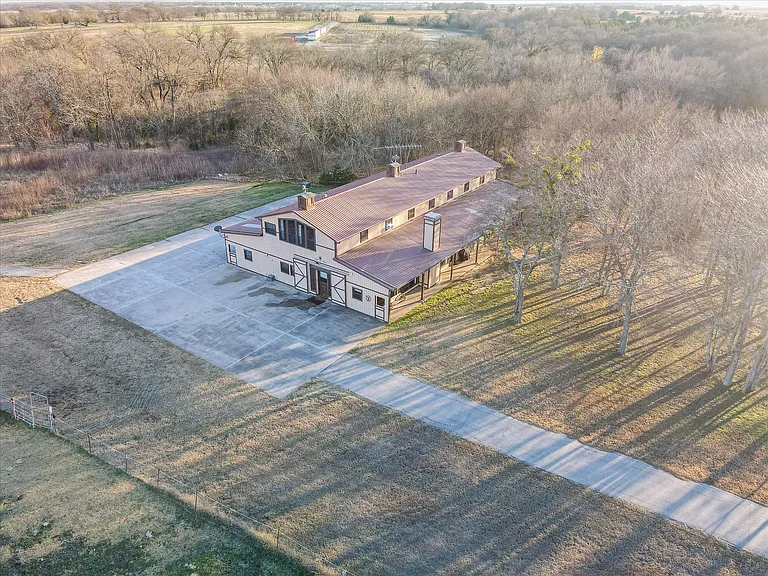 9680 County Road 128 — Photo 47