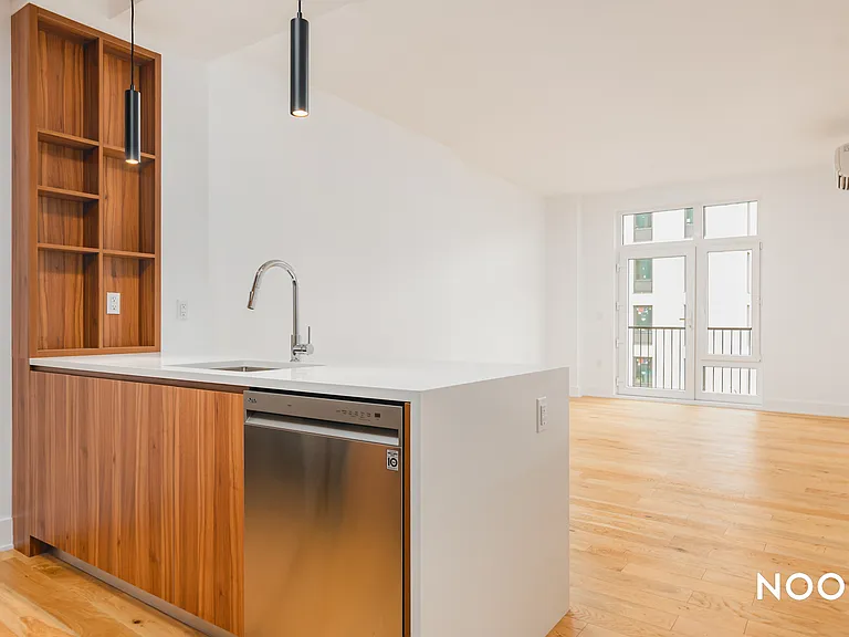 26-41 3rd St #501 — Photo 3