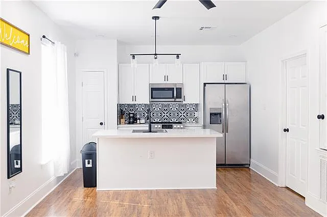 1 bed, 1.0 bath, 560 sqft, $1,350 — Photo 4