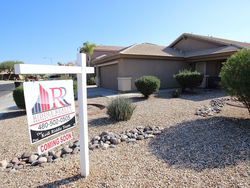 1st image of 15793 W Anasazi St