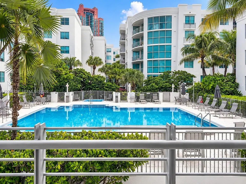 110 Washington Ave #2412