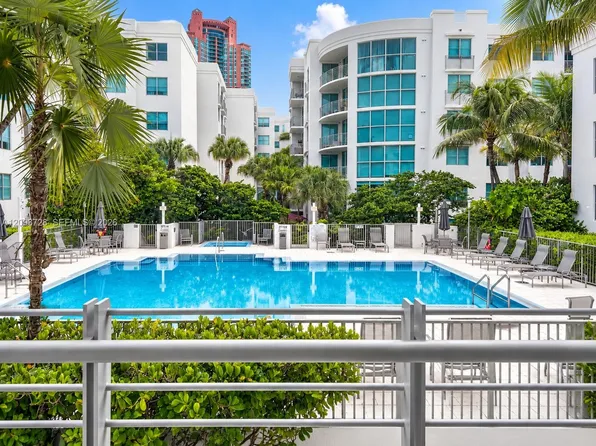 110 Washington Ave, Miami Beach, FL