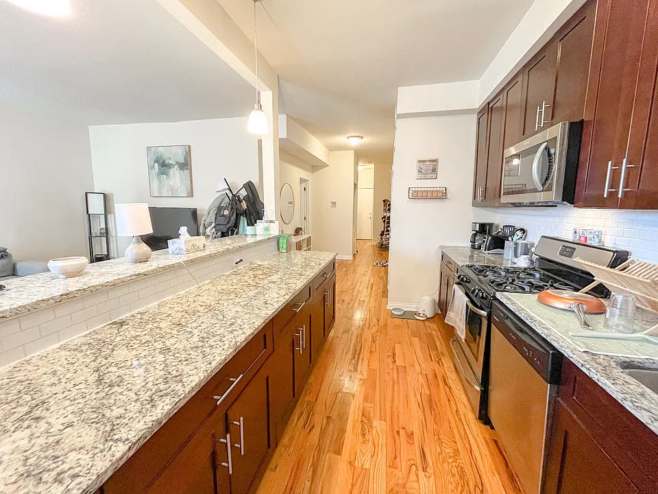 4022-24 N. Sheridan Rd.