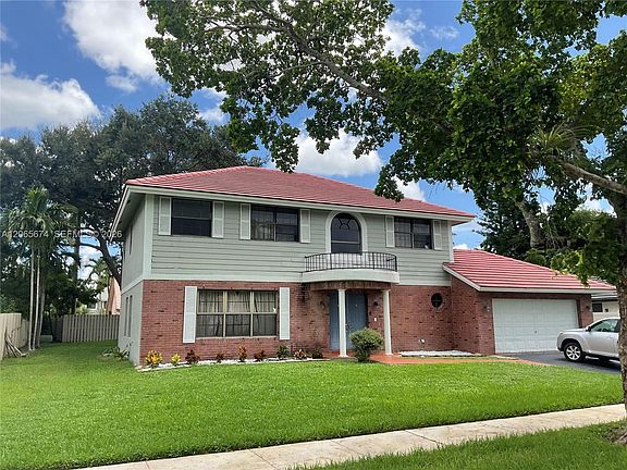 2nd image of 760 Blue Ridge Way