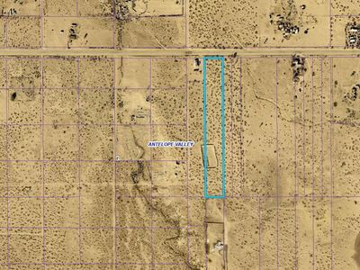 E Avenue Q, Palmdale, CA, 93591