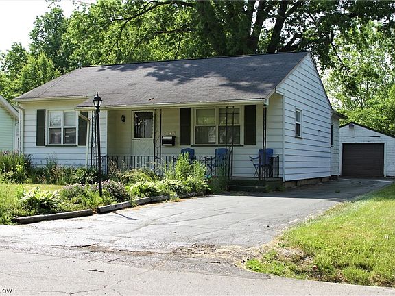 2nd image of 1445 Mazda Ave NE