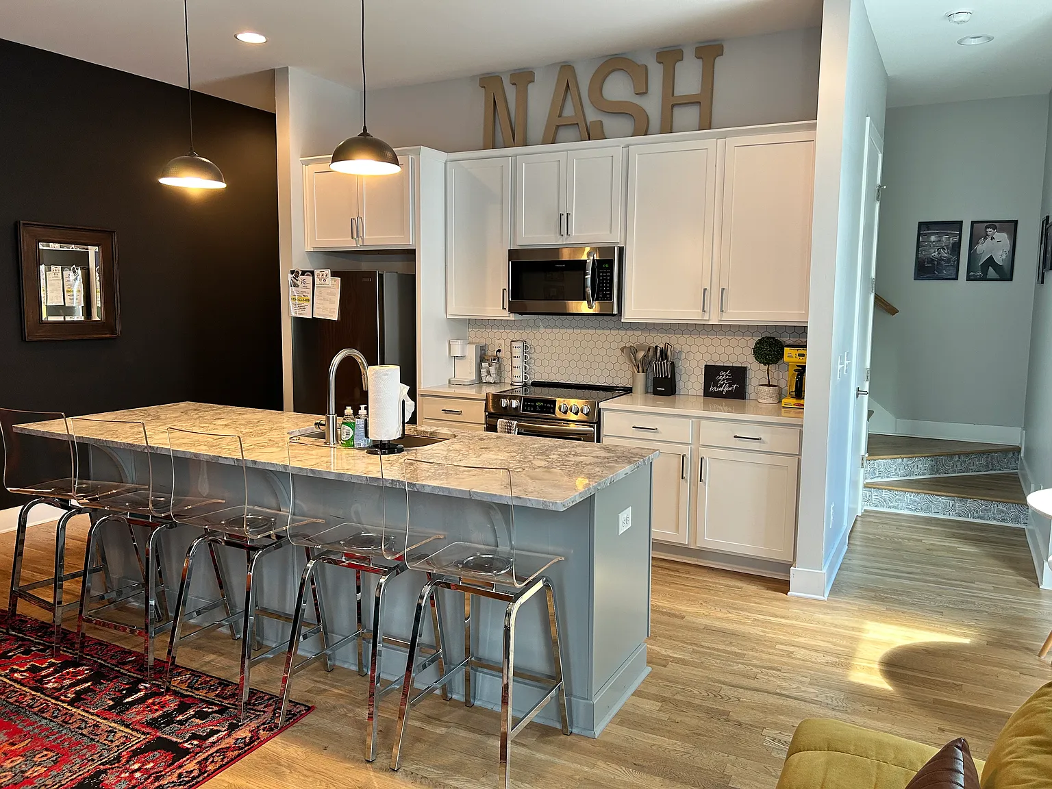 2 bed, 2.5 bath, 1200 sqft, $2,800 — Photo 3