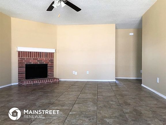 2nd image of 14802 Canyonridge Dr
