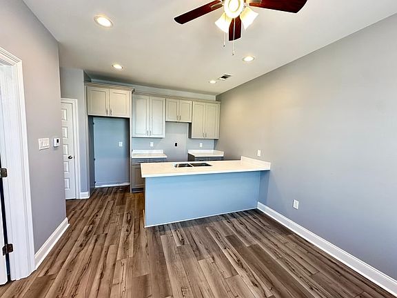5th image of 714 S Salcedo St #B