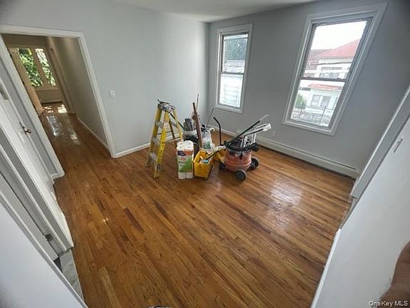 3rd image of 33 Union Ln