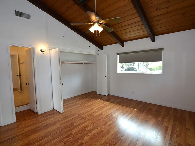 151 Acacia Way — Photo 18