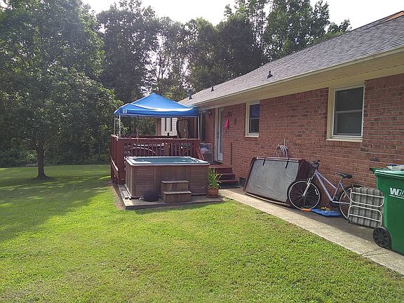 5th image of 589 Brookwood Dr