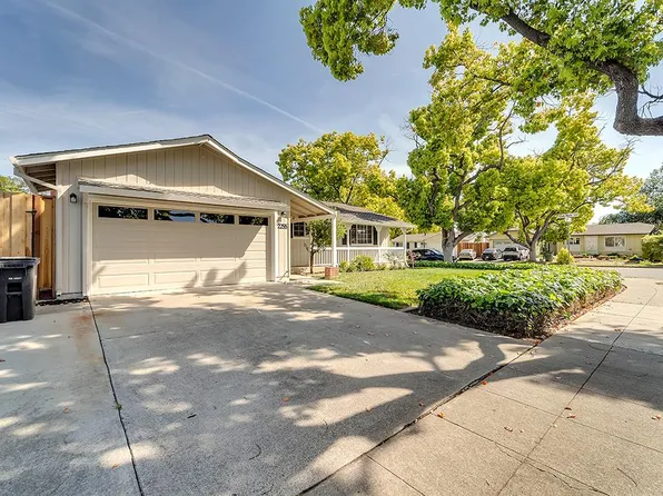 2255 Highland Park Ln, Campbell, CA 95008