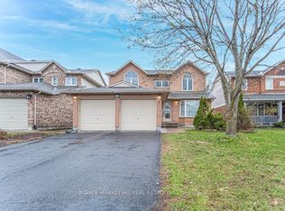 3019 Quail Run Ave, Ottawa, ON K1T3S1