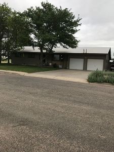 710 Loeppke St, Lakin, KS, 67860