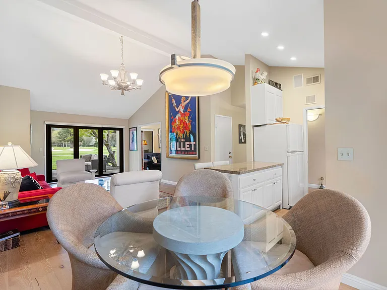 33 Fairway Dr — Photo 16