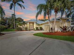 2108 SW Hunters Club Way, Palm City, FL 34990