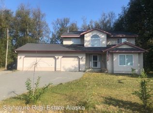 1135 E Esty Cir, Palmer, AK 99645