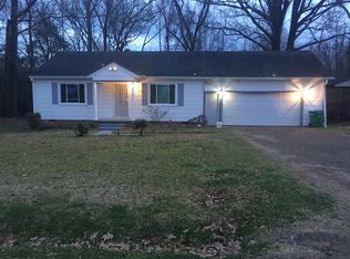 311 Oakland Dr, Natchez, MS 39120