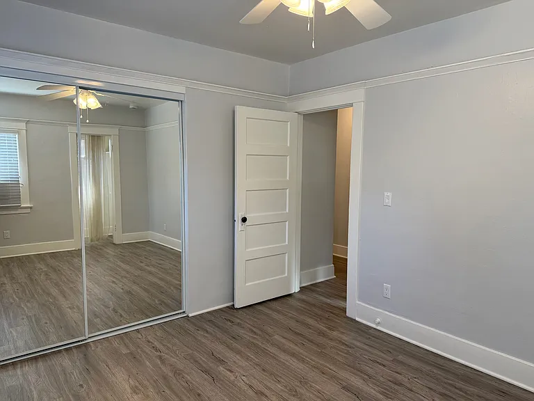 Whiting Ave. 204 W. - 206 — Photo 21