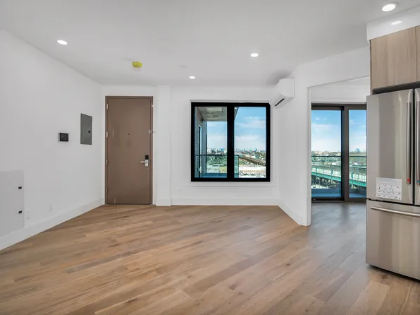2345 60th Street image 1 of 9