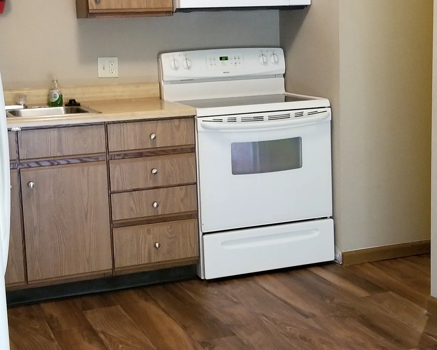 2 bed, 900 sqft, $1,200 — Photo 4