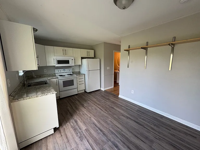 226 S Carr Ave — Photo 7