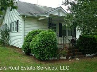1316 Old Hollow Rd, Winston Salem, NC 27105