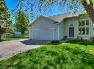 524 Viking View Dr, Reedsburg, WI 53959