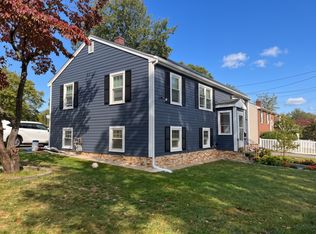 70 Running Brook Rd #1, West Roxbury, MA 02132