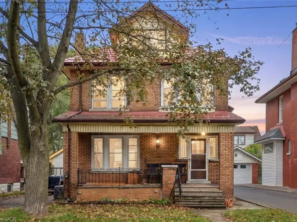 58 Connaught Ave S, Hamilton, ON L8M 3C5