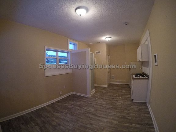 5th image of 2545 S Meridian St #2545