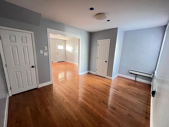 5th image of 1531 Cottman Ave