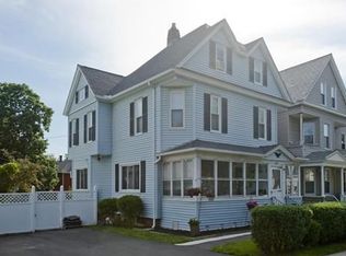 200 Sargeant St, Holyoke, MA 01040
