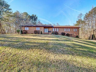 2608 Loch Haven Dr, Roanoke, VA, 24019