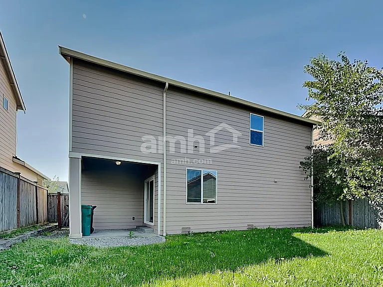 945 Riggs Dr E — Photo 21
