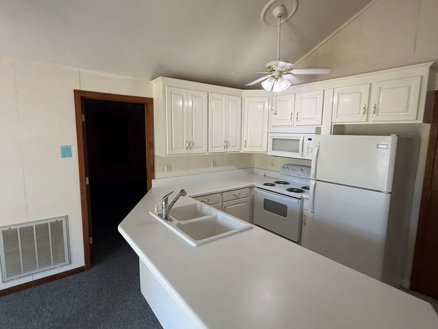 3 bed, 1164 sqft, $1,725 — Photo 4