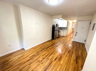 320 E 6th St APT 4, New York, NY 10003