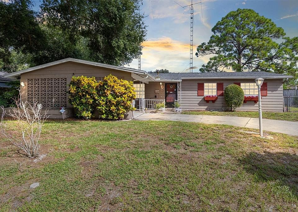 1st image of 119 WAVERLY DRIVE