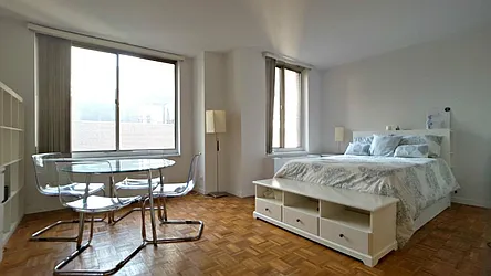 Rented by Level Group