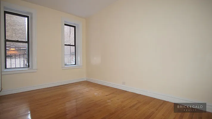 Rented by BRICK & GALO REALTY CORP | media 21