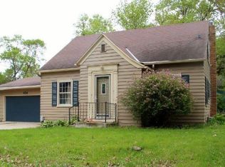 434 Prairie Ln, Arnolds Park, IA 51331