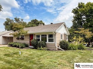 3319 S 40th St, Omaha, NE 68105