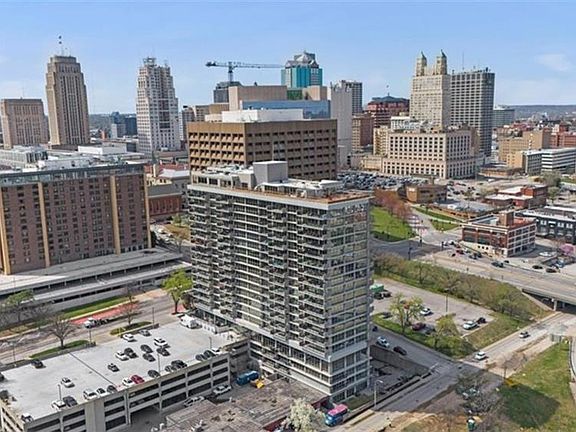 3rd image of 600 E Admiral Blvd #1703